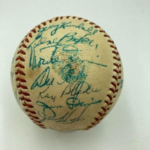 Tim Chicago Cubs -a iz 1956. godine potpisali su službeni bejzbol Nacionalne lige - Autografirani bejzbol